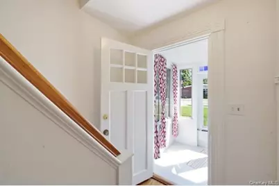 36 Railroad Ave., Center Moriches, NY 11934 - Photo 5