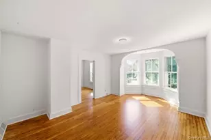 36 Railroad Ave, Center Moriches, NY 11934 - Photo 13