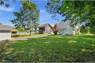 36 Railroad Ave., Center Moriches, NY 11934 - Photo 33