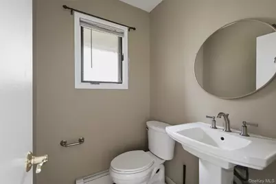 14 Dakota Court, Suffern, NY 10901 - Photo 11