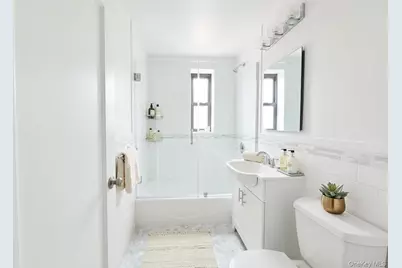 3840 Greystone Avenue #5M, Bronx, NY 10463 - Photo 5
