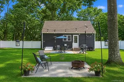 51 Roberts Road W, Shirley, NY 11967 - Photo 11