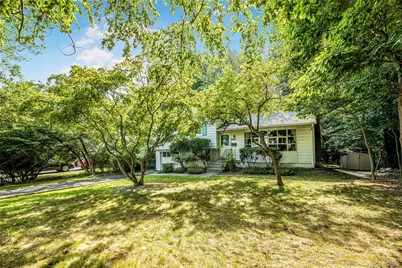 13 Vista Place, Hartsdale, NY 10530 - Photo 3