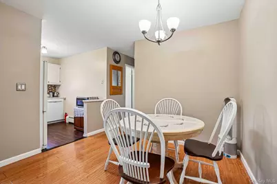 15 Doxbury Lane, Suffern, NY 10901 - Photo 7