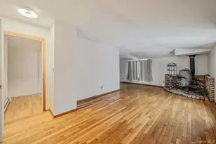 22 Meyer Ln, Medford, NY 11763 - Photo 27