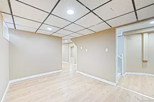 231 Cedar St, Hempstead, NY 11550 - Photo 29