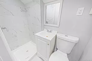 231 Cedar St, Hempstead, NY 11550 - Photo 25