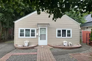 31 Harriet Ave, Hempstead, NY 11550 - Photo 3