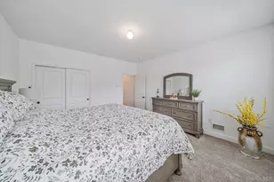 348 Alysweep Ln, Yaphank, NY 11980 - Photo 17