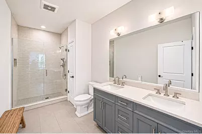 348 Alysweep Lane, Yaphank, NY 11980 - Photo 11