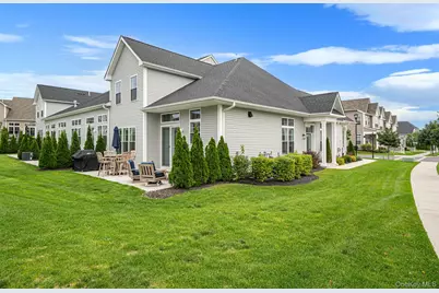 348 Alysweep Lane, Yaphank, NY 11980 - Photo 35