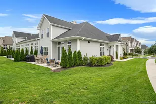 348 Alysweep Ln, Yaphank, NY 11980 - Photo 35
