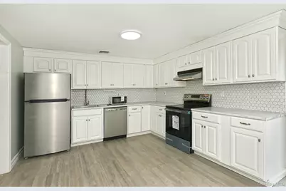 88 Matsunaye Drive, Medford, NY 11763 - Photo 7