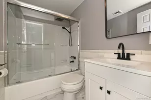 88 Matsunaye Dr, Medford, NY 11763 - Photo 11