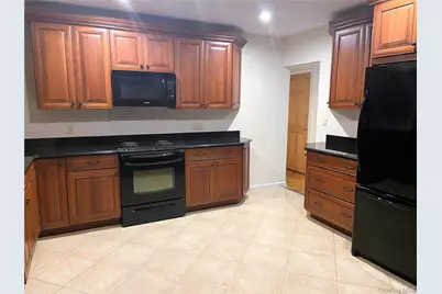 312 E Beech Street #Main, Long Beach, NY 11561 - Photo 3