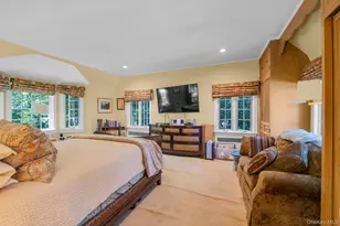 57 Wensley Dr, Great Neck, NY 11020 - Photo 15