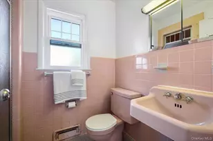 19 Dartmouth Ter, White Plains, NY 10607 - Photo 21
