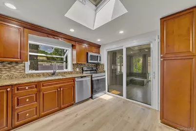 91 Haynes Avenue, West Islip, NY 11795 - Photo 7