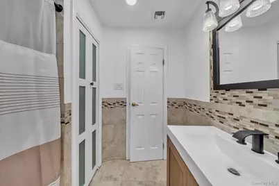 91 Haynes Avenue, West Islip, NY 11795 - Photo 11
