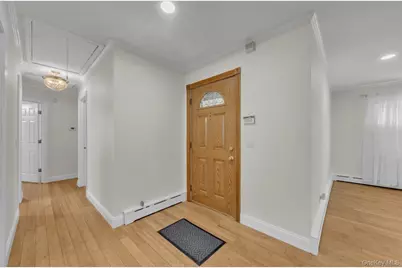 91 Haynes Avenue, West Islip, NY 11795 - Photo 3