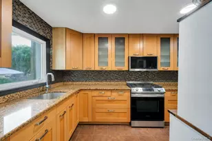 92-16 Woodhaven Blvd, Woodhaven, NY 11421 - Photo 7