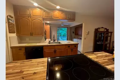 176 N Side Road, Wading River, NY 11792 - Photo 9