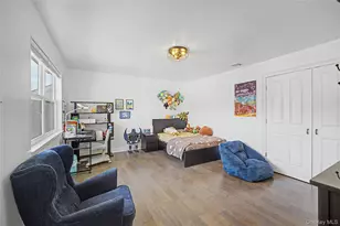 2455 7th Ave, East Meadow, NY 11554 - Photo 19