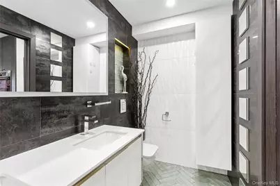 8611 151st Avenue, Howard Beach, NY 11414 - Photo 9