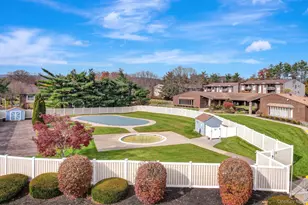 202 Country Club Ln, Pomona, NY 10970 - Photo 41