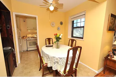 209 Garth Road #2M, Scarsdale, NY 10583 - Photo 5