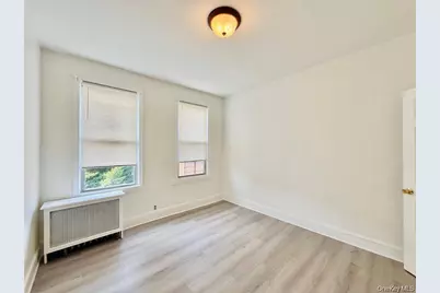 1823 Radcliff Avenue, Bronx, NY 10462 - Photo 15