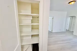 1823 Radcliff Ave, Bronx, NY 10462 - Photo 17