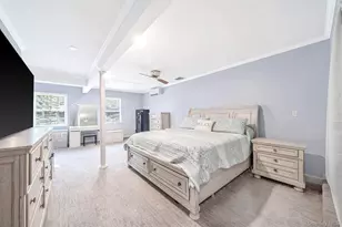 136 Vanderbilt Blvd, Oakdale, NY 11769 - Photo 37