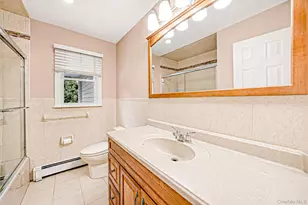 136 Vanderbilt Blvd, Oakdale, NY 11769 - Photo 29