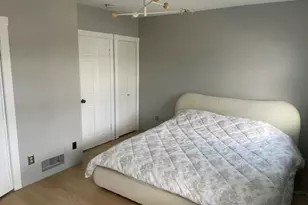 88-27 Aubery Ave, Glendale, NY 11385 - Photo 3