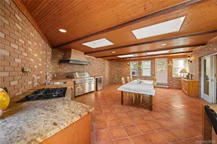 81 Avondale Rd, Yonkers, NY 10710 - Photo 33