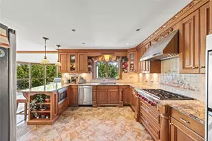 81 Avondale Rd, Yonkers, NY 10710 - Photo 13