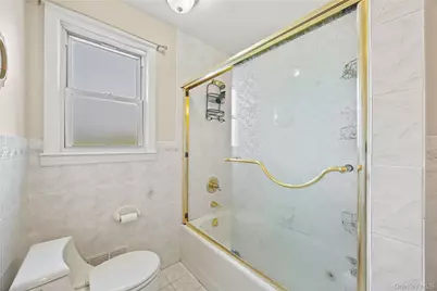 81 Avondale Road, Yonkers, NY 10710 - Photo 21