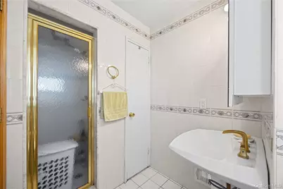 81 Avondale Road, Yonkers, NY 10710 - Photo 25