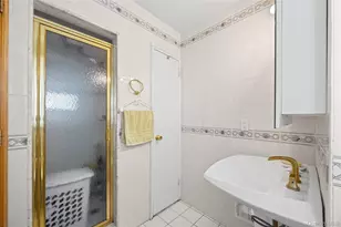 81 Avondale Rd, Yonkers, NY 10710 - Photo 25
