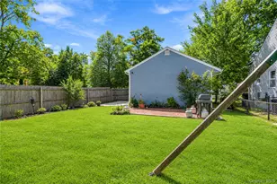 1691 Ivanhoe Dr, Merrick, NY 11566 - Photo 25