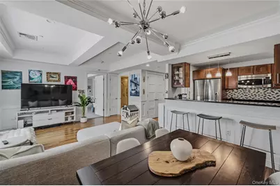 225 Stanley Avenue #121, Mamaroneck, NY 10543 - Photo 3