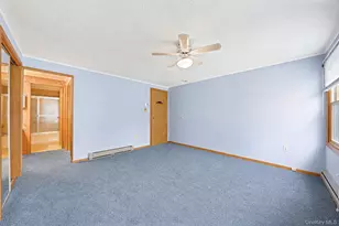 17 Dogwood Ln, Manorville, NY 11949 - Photo 9