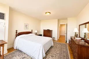 269-10 Grand Central Pkwy, Floral Park, NY 11005 - Photo 19
