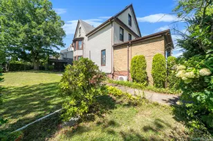 6-46 Clintonville St, Whitestone, NY 11357 - Photo 27