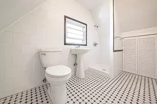 6-46 Clintonville St, Whitestone, NY 11357 - Photo 21