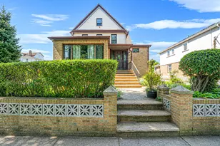 646 Clintonville St, Whitestone, NY 11357 - Photo 1