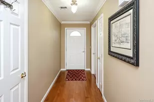 1039 Savoy Dr, Melville, NY 11747 - Photo 3