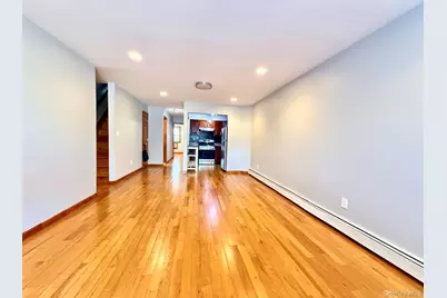 6542 Metropolitan Avenue, Middle Village, NY 11379 - Photo 7