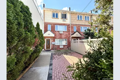 6542 Metropolitan Avenue, Middle Village, NY 11379 - Photo 21
